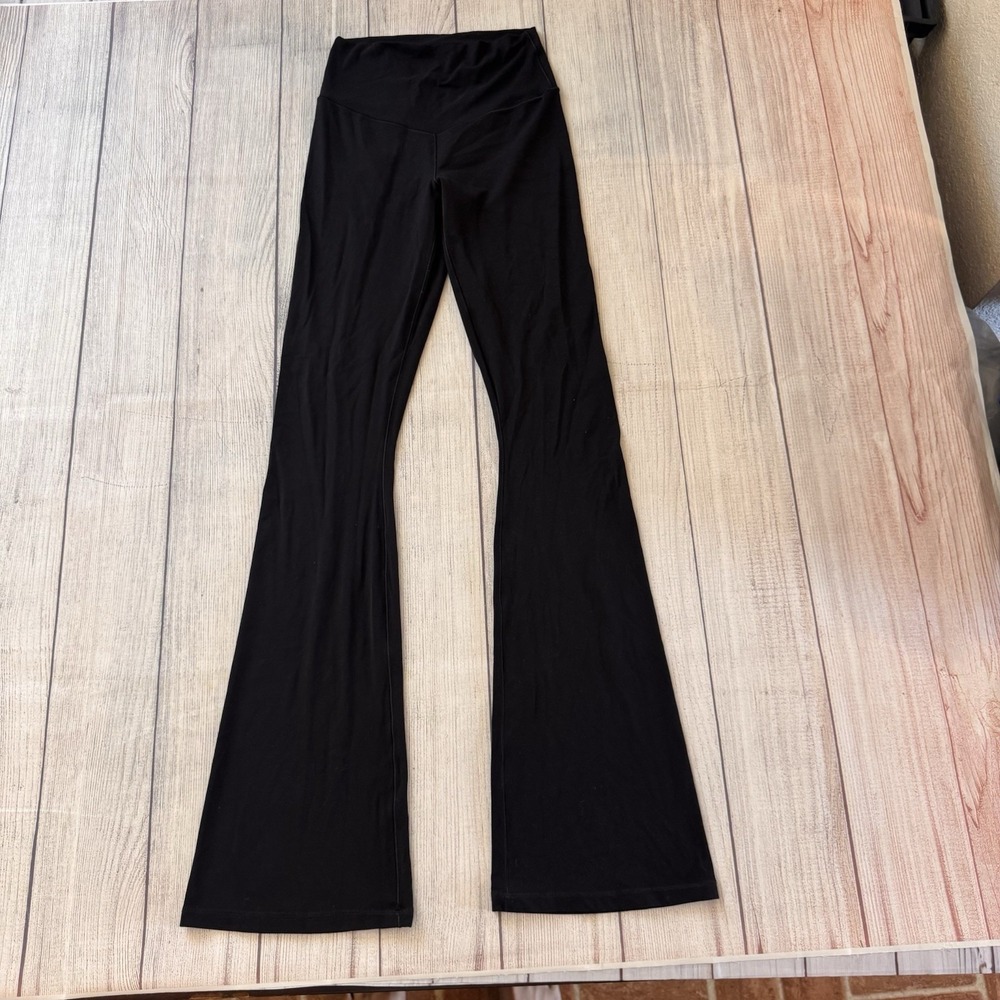 OFFLINE By Aerie Real Me Xtra Bootcut Leggings Black High Rise Long Size M
